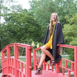 Meet your Posher, Faith